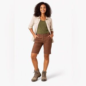prAna Larissa Knicker Bermuda length Shorts in Tree Bark – Women’s Sz 10 (NWT)